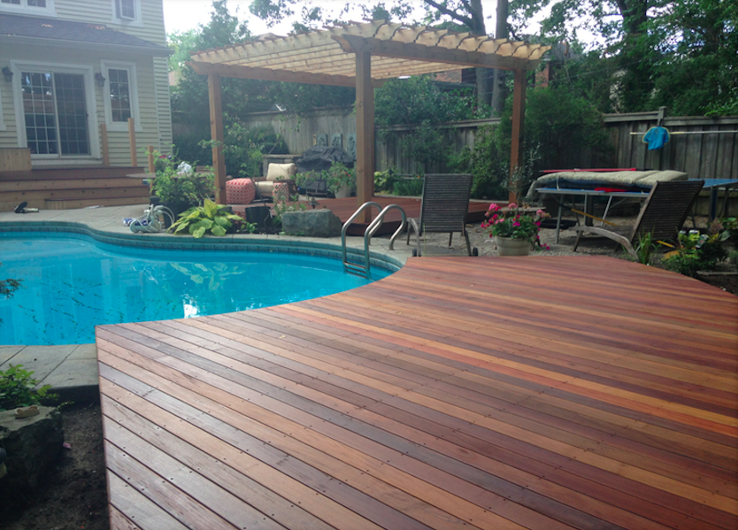 Latte%20and%20croissant